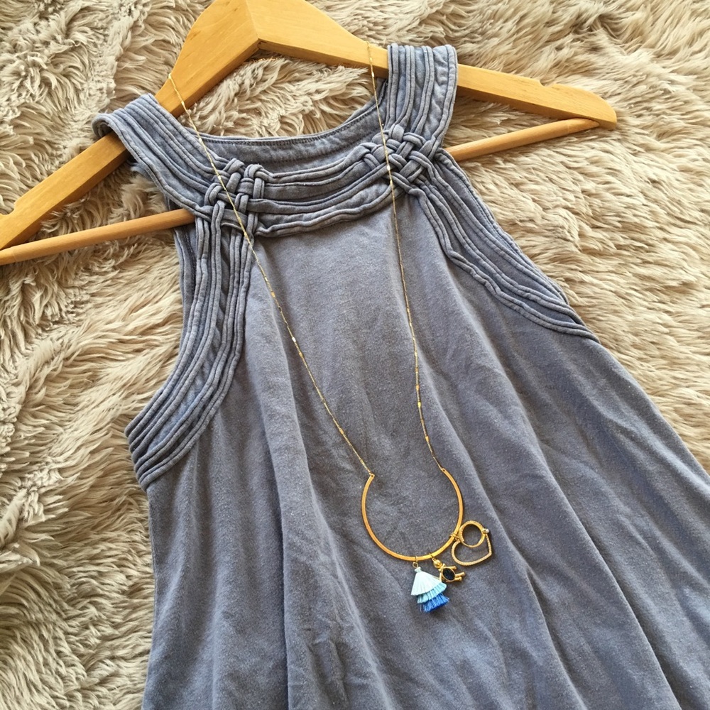🌿 UO distressed blue braided halter swing top